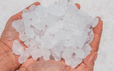 LA IMPORTANCIA DE USAR SAL DE CALIDAD SUPERIOR EN SUAVIZADORES DE AGUA Y CLORACIÓN DE PISCINAS. INVIERTA EN SALUD Y EFICIENCIA